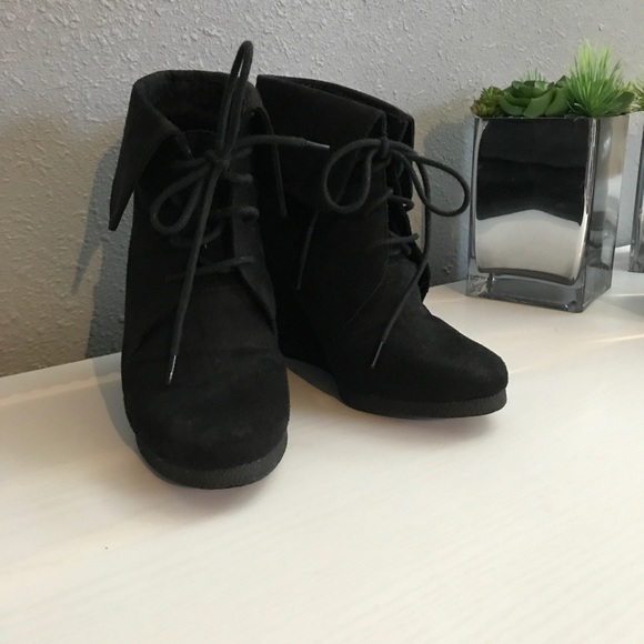 Mossimo Black Suede Lace-up Booties - Picture 1 of 5